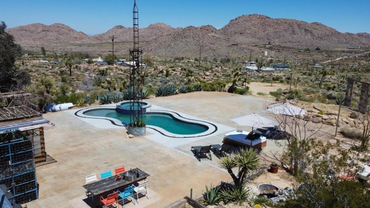 Renovated Lodge - Room 1 With Pool Access Joshua Tree Exterior photo